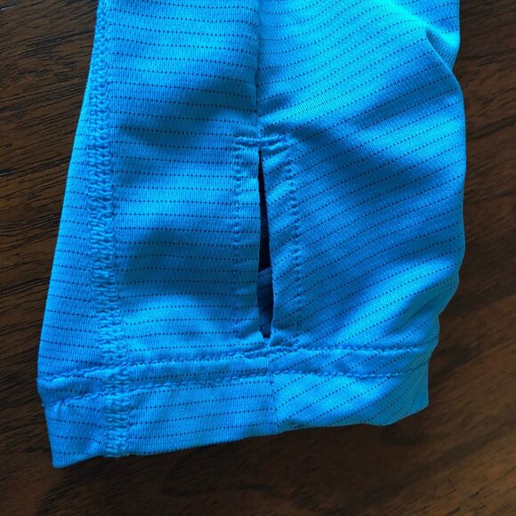 Running Room Fit Wear Long Slv Crew Neck Stripe Top Blue Sz M - no fabric tag - Picture 5 of 15
